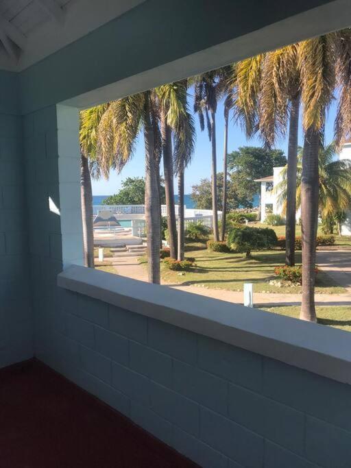 Negril Condo By The Beach Apt. 194 Point Village Exterior foto